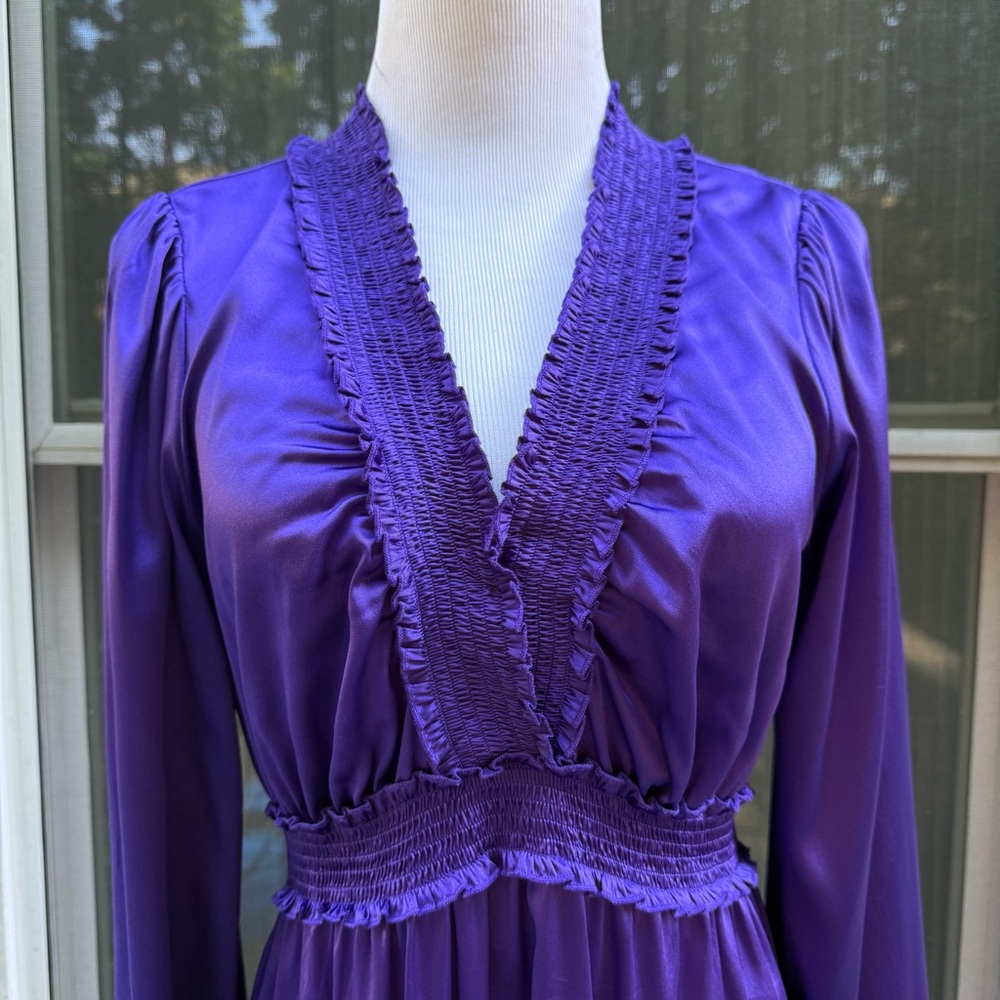 BCBGMaxAzria Persian blue silk V neck along sleeve dress size M - Picture 2 of 13